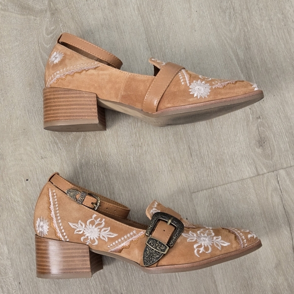 Anthropologie Silent D Embroidered Heeled Loafers Boho Suede Leather Tan Size 37 - Picture 8 of 11